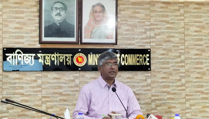 দাম বাড়লেই সরকারের সমালোচনা করা যাবে না: বাণিজ্য সচিব