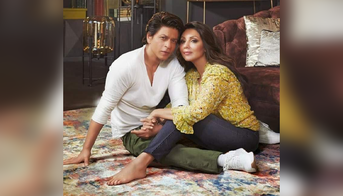 শাহরুখের তিন দশক পূর্তিতে আবেগপ্রবণ গৌরি