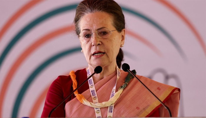 করোনা জটিলতায় হাসপাতালে সোনিয়া গান্ধী