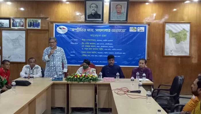 সাম্প্রদায়িক অপশক্তিকে প্রতিহতের ডাক