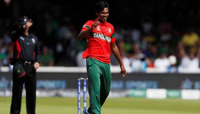 বাংলাদেশকে ২০৬ রানের কঠিন লক্ষ্য দিল জিম্বাবুয়ে