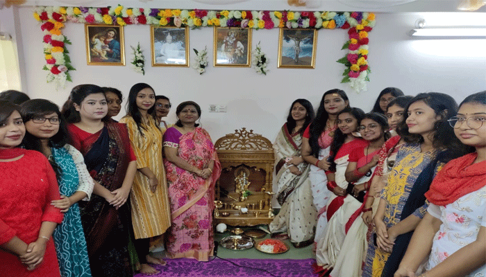 ঢাবির রোকেয়া হলে হিন্দু ছাত্রীদের প্রার্থনা কক্ষ উদ্বোধন