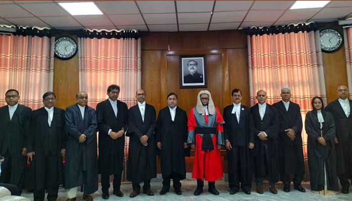 হাইকোর্টে নতুন ১১ অতিরিক্ত বিচারপতি নিয়োগ