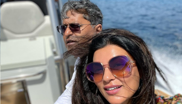 সুস্মিতা সেন মজেছেন ৫৬ বছর বয়সী মোদির প্রেমে