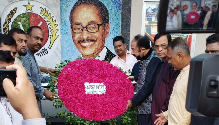 এরশাদের তৃতীয় মৃত্যুবার্ষিকীতে দলের নেতাকর্মীদের শ্রদ্ধা নিবেদন