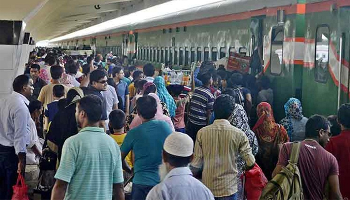 ঢাকা ছেড়েছেন ৩৫ লাখ সিম ব্যবহারকারী