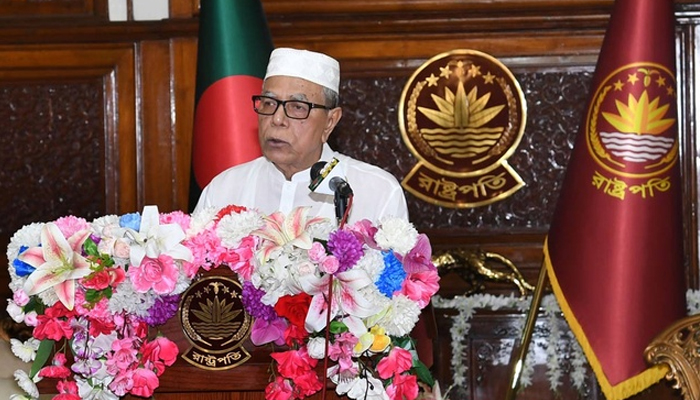 সংকট সামলে এগিয়ে যাবে বাংলাদেশ: রাষ্ট্রপতি