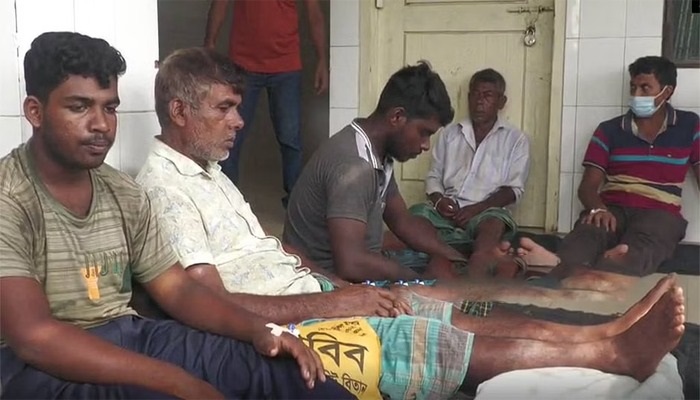 ঝিনাইদহে আট হিন্দুবাড়িতে হামলা লুটপাট, আহত ১৫