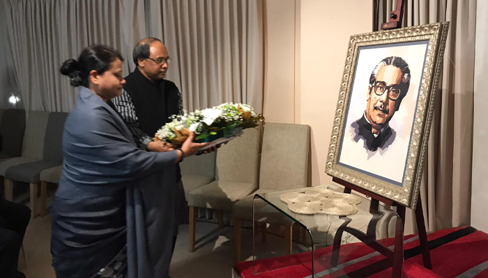 বৈশ্বিক অস্থিরতা দূর করতে বিশ্বে ছড়িয়ে দিতে হবে বঙ্গবন্ধুর দর্শন