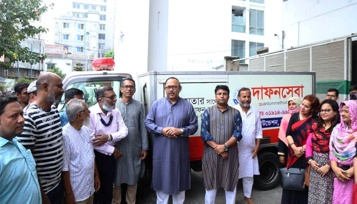 লাশবাহী ফ্রিজিং অ্যাম্বুলেন্স কার্যক্রম উদ্বোধন করলেন মেয়র লিটন