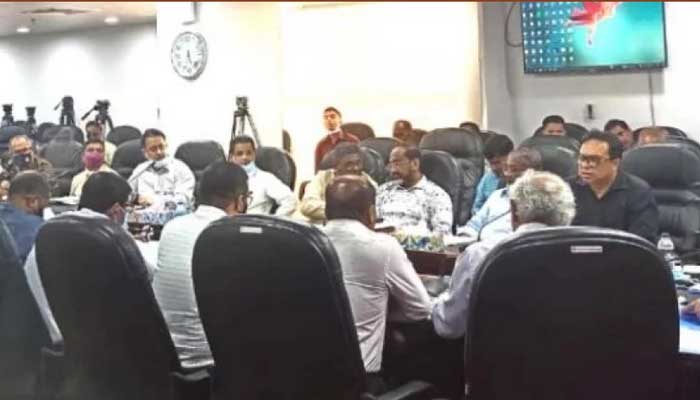 ভাড়া ৩০ শতাংশ বৃদ্ধির দাবি পরিবহন মালিক সমিতির