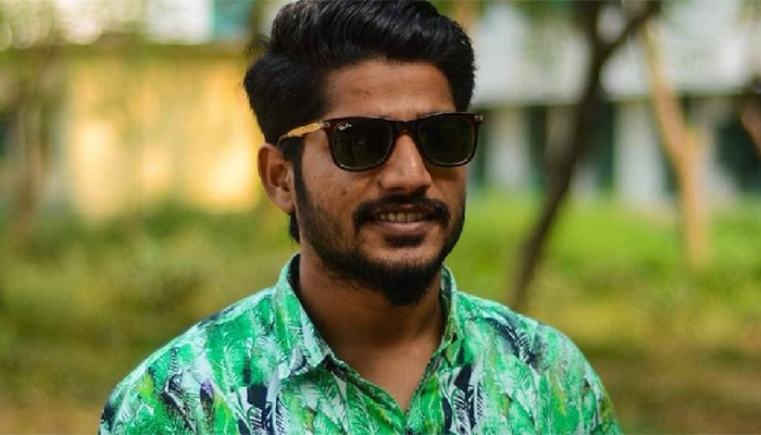 রাবি ছাত্রলীগ নেতার বিরুদ্ধে টাকা কেড়ে নেয়ার অভিযোগ