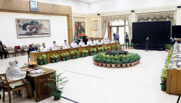 চা শ্রমিকদের দৈনিক মজুরি ১৭০ টাকা নির্ধারণ করলেন প্রধানমন্ত্রী