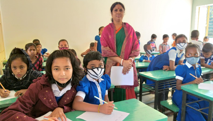 এ মাসে নয়, প্রাথমিক শিক্ষকদের বদলি শুরু সেপ্টেম্বরে