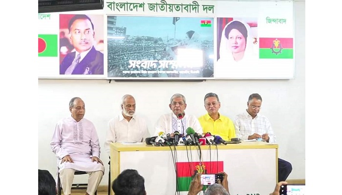 শর্তসাপেক্ষে পুলিশ প্রধানের ভিসাপ্রাপ্তি অবমাননাকর: ফখরুল