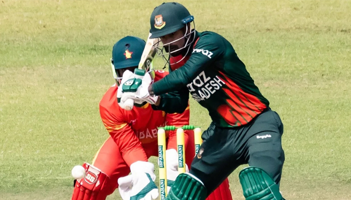 টস হেরে জিম্বাবুয়ের বিপক্ষে ব্যাটিংয়ে বাংলাদেশ