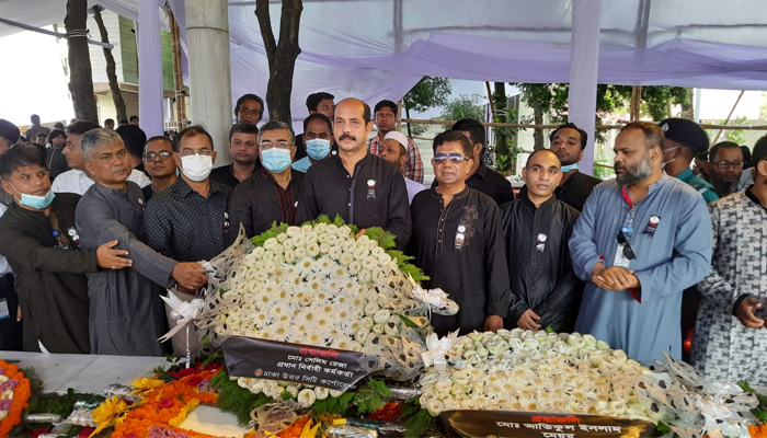 খুনিদের দেশে ফিরিয়ে ফাঁসি কার্যকরের দাবি মেয়র আতিকের