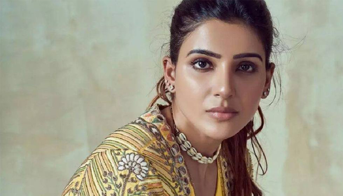 সিনেমার প্রচারে গিয়ে ভক্তকে চড় মেরেছিলেন সামান্থা!