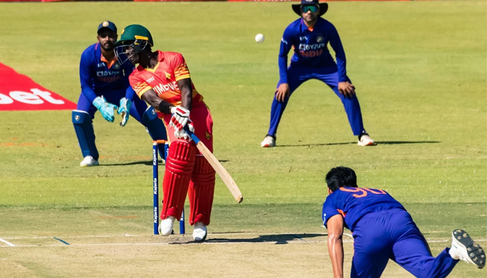 জিম্বাবুয়েকে ১০ উইকেটে হারাল ভারত