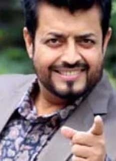 নারী ফুটবলারদের জমি দেয়ার আকুতি ওমর সানীর