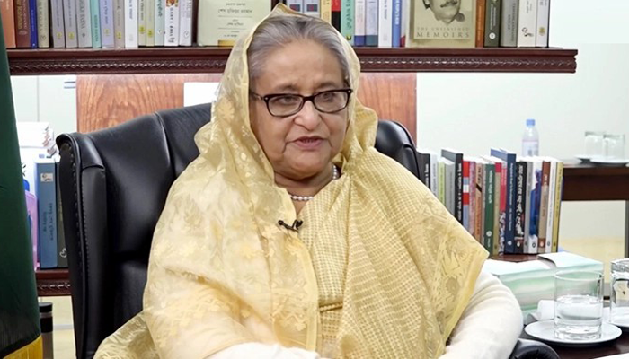 যা ইচ্ছা বলার স্বাধীনতা ভোগ করছে গণমাধ্যম