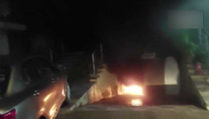ভারতে ইলেকট্রিক স্কুটারের শো-রুমে আগুন, নিহত ৮