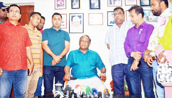 দুই মাসেই কমবে সয়াবিন তেলের দাম: বাণিজ্যমন্ত্রী