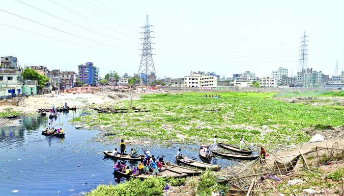 দখল-দূষণে অস্তিত্ব সংকটে শীতলক্ষ্যা