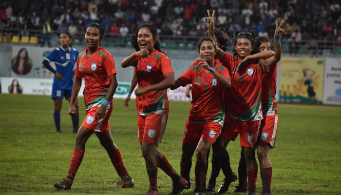 কৃষ্ণাদের অর্জনে গর্বিত ক্রীড়াঙ্গন