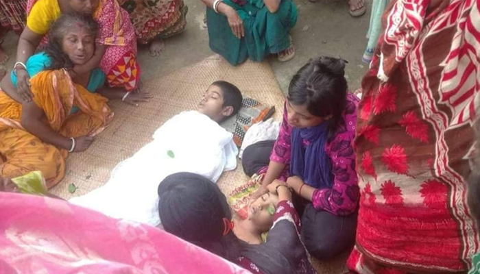 পুকুরে ডুবে ভাইবোনের মৃত্যু