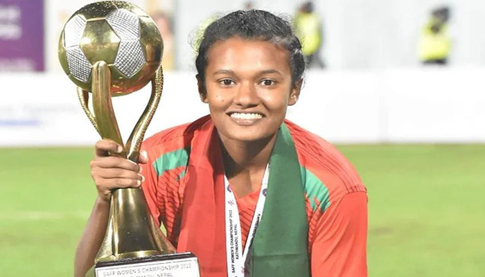 সাফজয়ী নিলুফাই সংসারের একমাত্র অবলম্বন