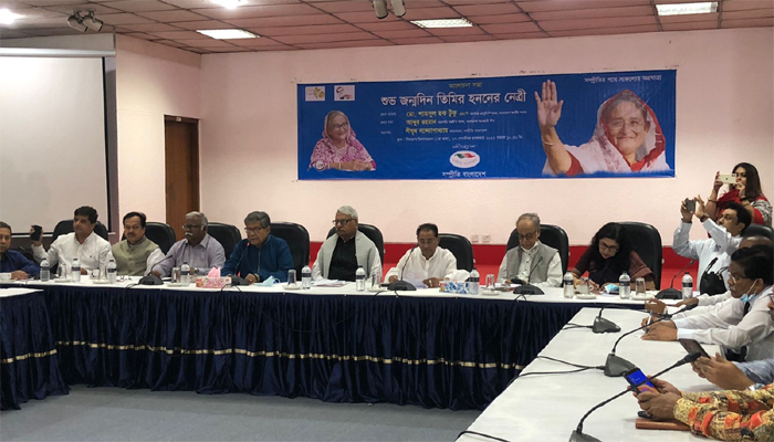সব দলকে নির্বাচনে আসার আহ্বান ডেপুটি স্পিকারের