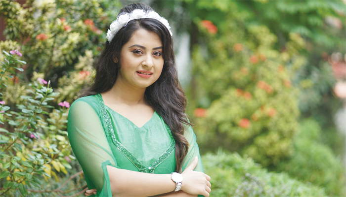 মা হওয়া প্রসঙ্গে যা বললেন বুবলী