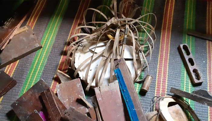 নড়াইলে লালন সাধককে মারধর, বাদ্যযন্ত্র ভেঙে দিয়েছে জামায়াত নেতা
