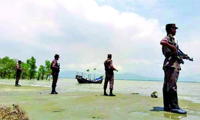 সীমান্ত ঘেষা ৩শ’ পরিবারকে সরিয়ে নেয়ার পরিকল্পনা