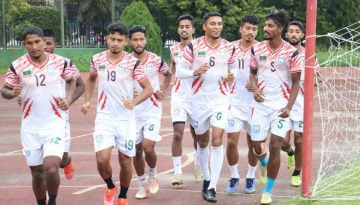 নেপালের মঞ্চে বাংলার ছেলেরা