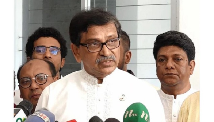 বিএনপি পায়ে পা দিয়ে গন্ডগোল করতে চাচ্ছে