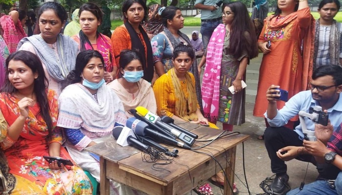 ইডেন কলেজ ছাত্রলীগে গণপদত্যাগের ঘোষণা