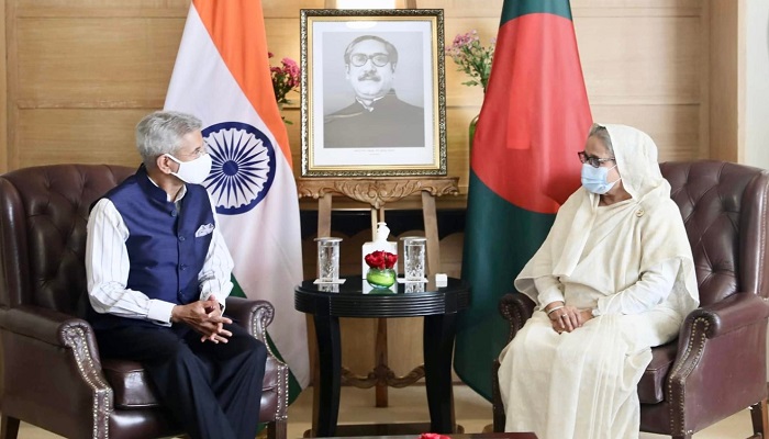 আঞ্চলিক যোগাযোগে অগ্রাধিকার প্রধানমন্ত্রীর