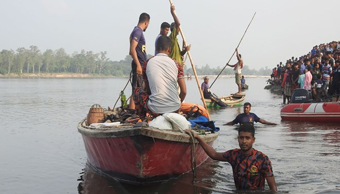 করতোয়ায় উদ্ধার অভিযান অব্যাহত, এখনো নিখোঁজ ৩