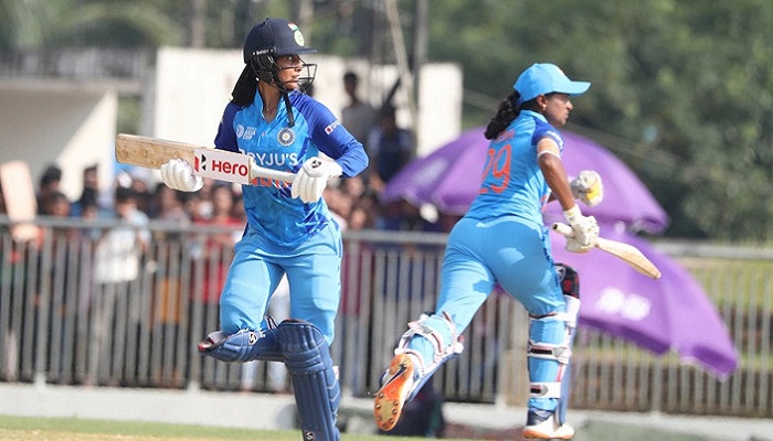 নারী এশিয়া কাপ: পাকিস্তান ও ভারতের সহজ জয়
