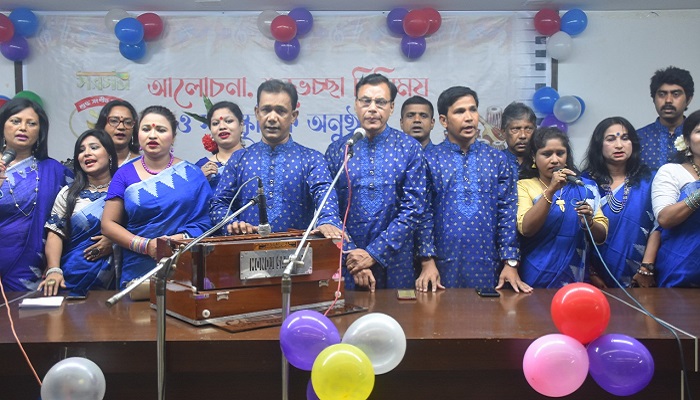 অন্যরকম উদারতা দেখালেন দুই শিল্পপতি