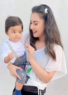শাকিব-বুবলীর সন্তানের নামে ফেসবুক পেজ