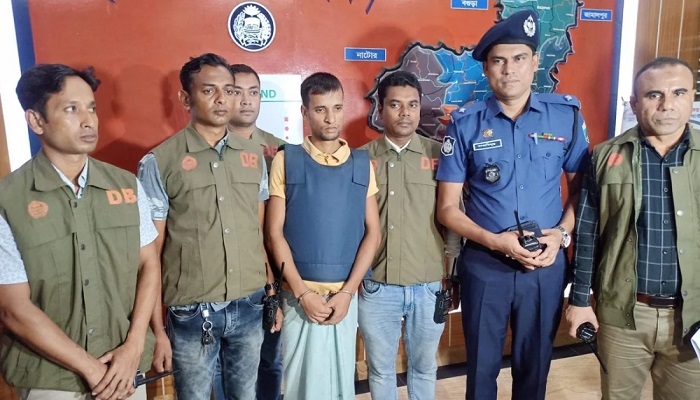চুরি দেখে ফেলায় খুন হন মা ও দুই সন্তান