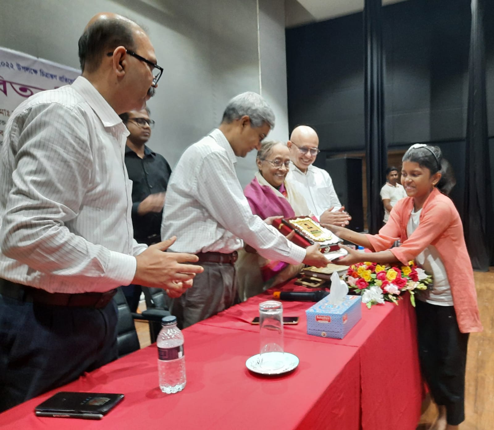 শেখ রাসেল দিবসে চিত্রাঙ্কন প্রতিযোগিতা