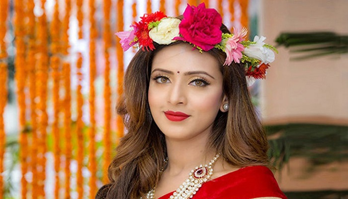 মিমের ফেসবুক পোস্ট নিয়ে তোলপাড়