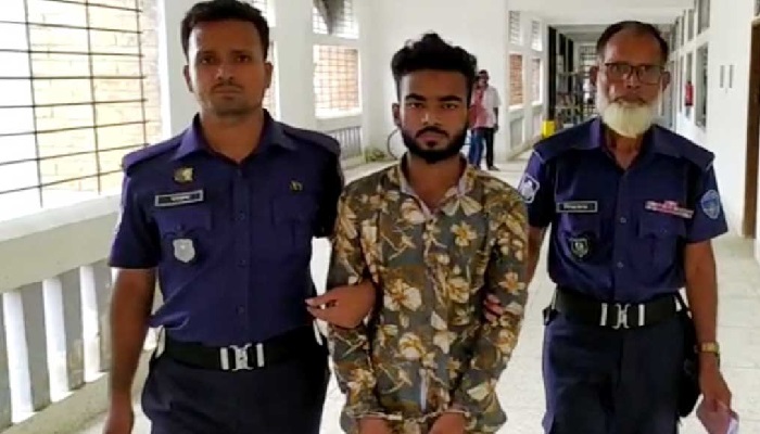 কিশোরীকে বিয়ে করতে চায় ধর্ষক টিপু