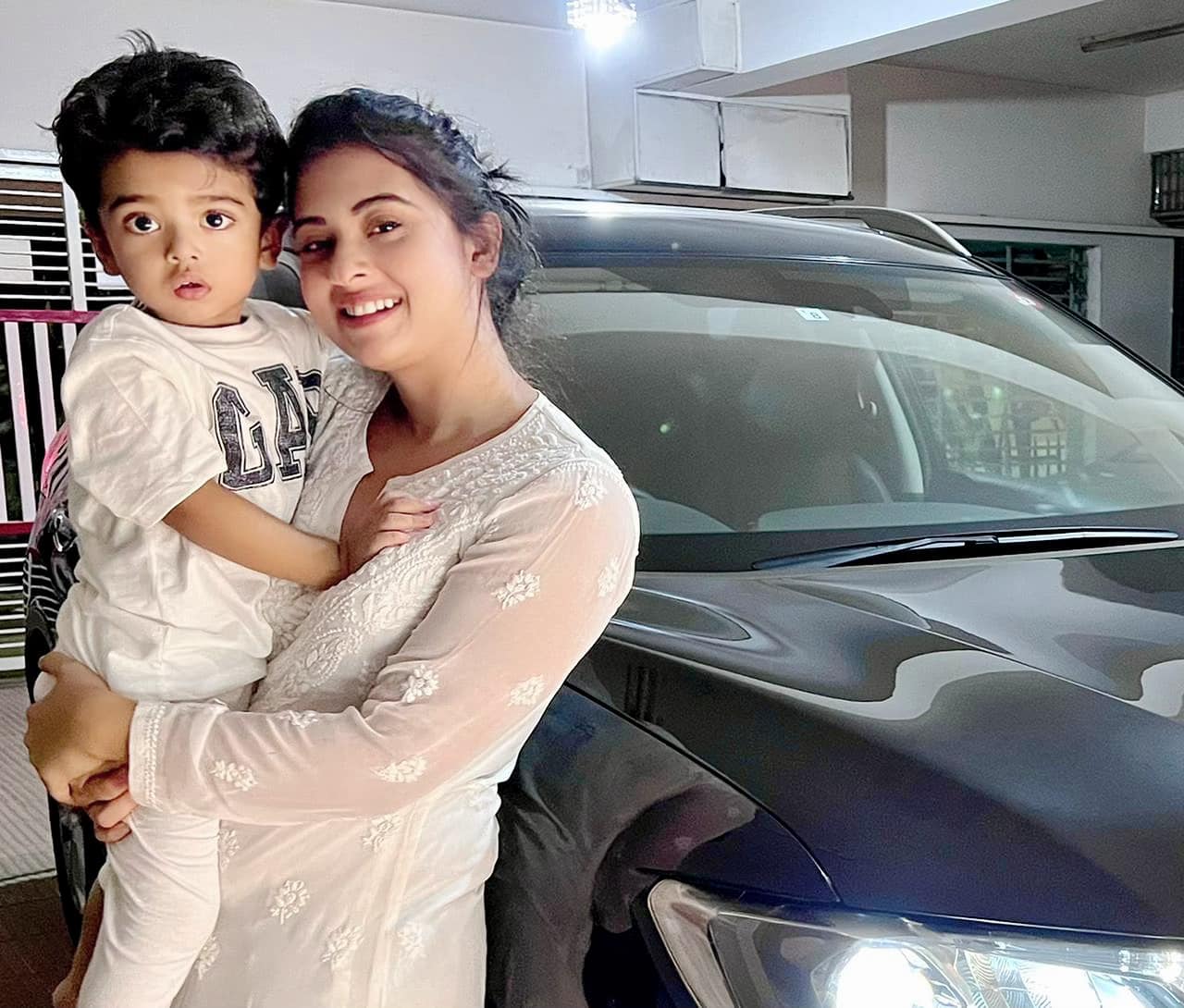 ক্ষুদে নায়ক শেহজাদ খান বীর, শাকিব-বুবলীর আদরের ছেলে