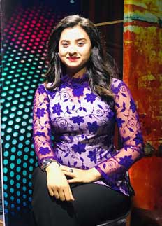 কার বিরুদ্ধে চটলেন বুবলী?
