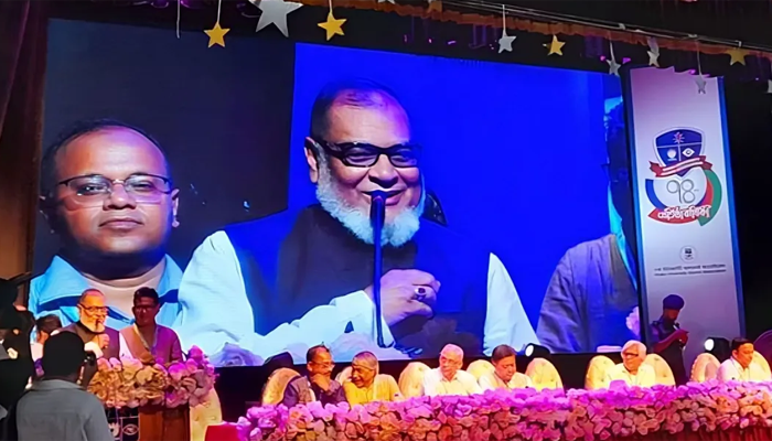 ইন্টারনেট রাত ১২টার পর বন্ধ রাখা উচিত